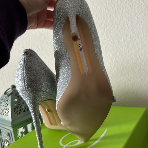 Brand NEW Sam Edelman Deela Pumps - Picture 9 of 9